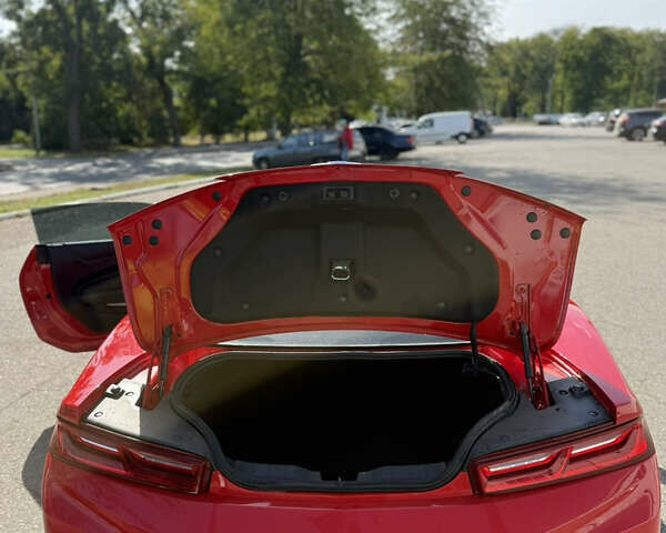 Красный Шевроле Камаро, объемом двигателя 2 л и пробегом 34 тыс. км за 17500 $, фото 8 на Automoto.ua