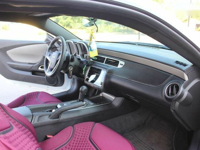 Шевроле Камаро, объемом двигателя 3.6 л и пробегом 131 тыс. км за 15500 $, фото 21 на Automoto.ua