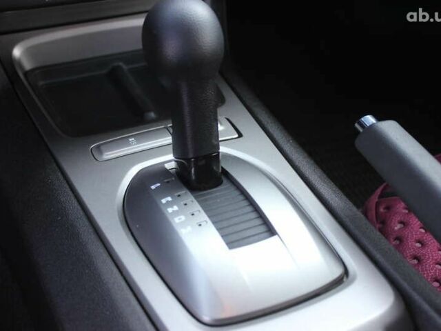 Шевроле Камаро, объемом двигателя 3.6 л и пробегом 131 тыс. км за 15500 $, фото 17 на Automoto.ua