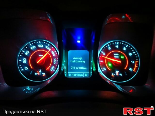 Шевроле Камаро, объемом двигателя 3.6 л и пробегом 190 тыс. км за 14999 $, фото 11 на Automoto.ua