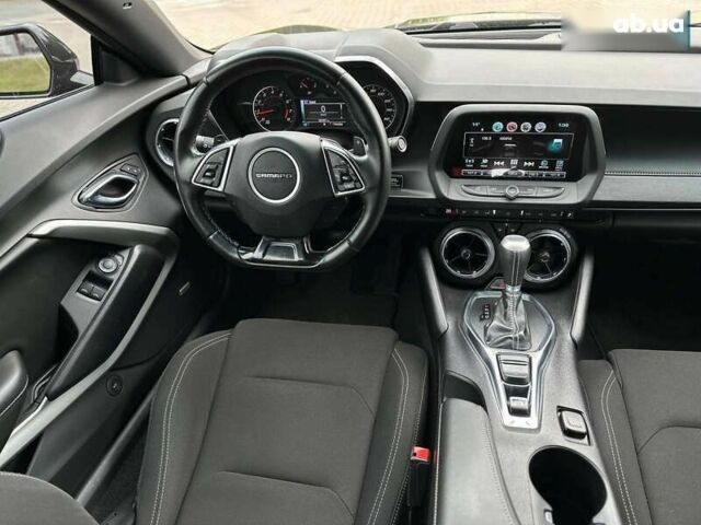 Шевроле Камаро 2016 в Киеве на Automoto.ua Шевроле Камаро, объемом двигателя 2 л и пробегом 122 тыс. км за 15650 $, фото 23 на Automoto.ua