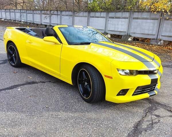 Желтый Шевроле Камаро, объемом двигателя 3.56 л и пробегом 105 тыс. км за 16900 $, фото 6 на Automoto.ua