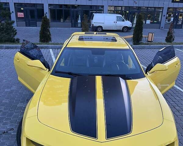 Желтый Шевроле Камаро, объемом двигателя 3.6 л и пробегом 78 тыс. км за 12600 $, фото 8 на Automoto.ua