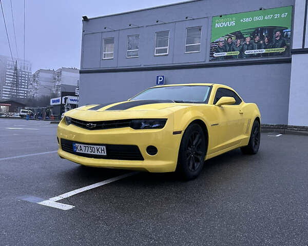 Жовтий Шевроле Камаро, об'ємом двигуна 3.6 л та пробігом 245 тис. км за 16500 $, фото 2 на Automoto.ua
