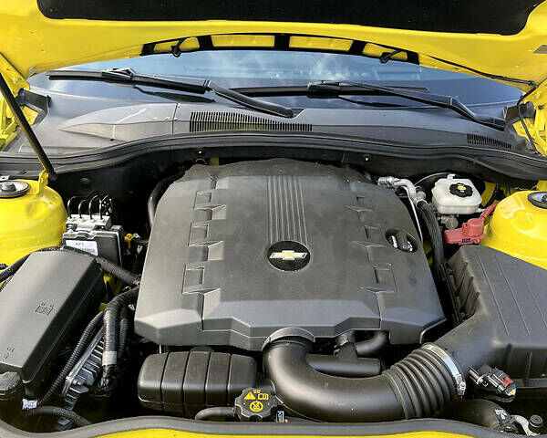 Жовтий Шевроле Камаро, об'ємом двигуна 3.6 л та пробігом 106 тис. км за 17800 $, фото 38 на Automoto.ua