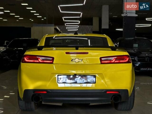 Жовтий Шевроле Камаро, об'ємом двигуна 3.56 л та пробігом 144 тис. км за 24999 $, фото 4 на Automoto.ua