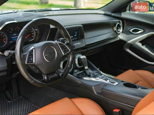 Серый Шевроле Камаро, объемом двигателя 3.6 л и пробегом 103 тыс. км за 21990 $, фото 23 на Automoto.ua