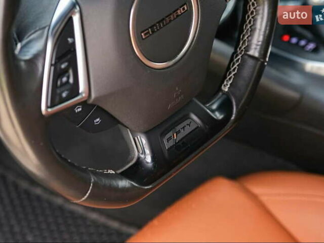 Шевроле Камаро 2017 у Києві на Automoto.ua Сірий Шевроле Камаро, об'ємом двигуна 3.6 л та пробігом 103 тис. км за 21990 $, фото 22 на Automoto.ua