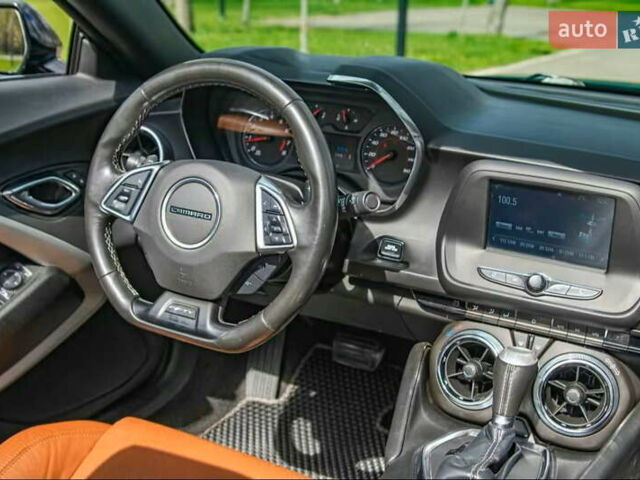 Серый Шевроле Камаро, объемом двигателя 3.6 л и пробегом 103 тыс. км за 21990 $, фото 8 на Automoto.ua