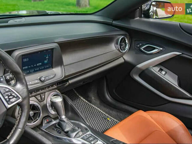 Серый Шевроле Камаро, объемом двигателя 3.6 л и пробегом 103 тыс. км за 21990 $, фото 9 на Automoto.ua