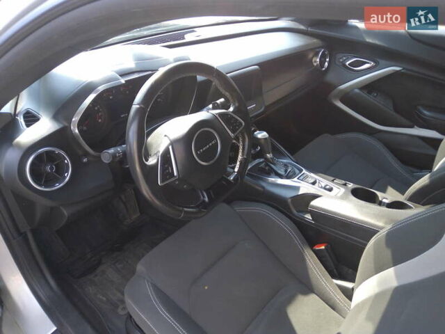 Серый Шевроле Камаро, объемом двигателя 2 л и пробегом 61 тыс. км за 21000 $, фото 18 на Automoto.ua