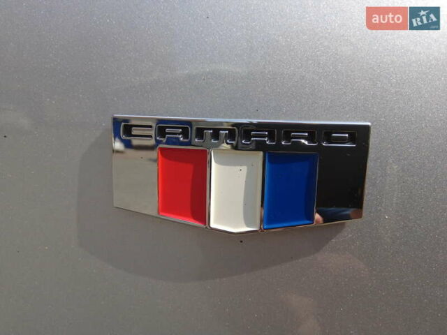 Серый Шевроле Камаро, объемом двигателя 2 л и пробегом 61 тыс. км за 21000 $, фото 13 на Automoto.ua