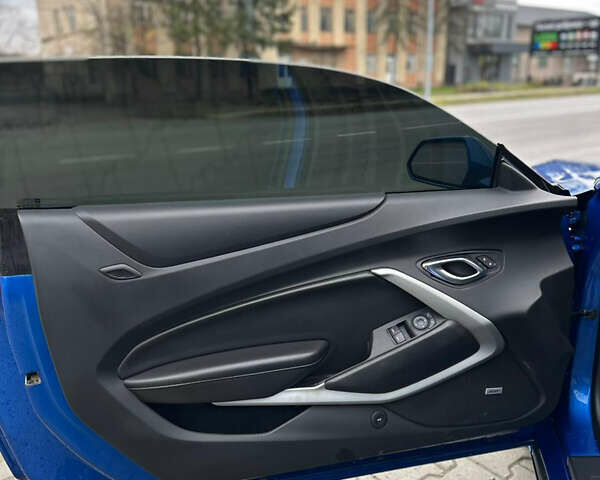 Синій Шевроле Камаро, об'ємом двигуна 2 л та пробігом 58 тис. км за 13200 $, фото 2 на Automoto.ua