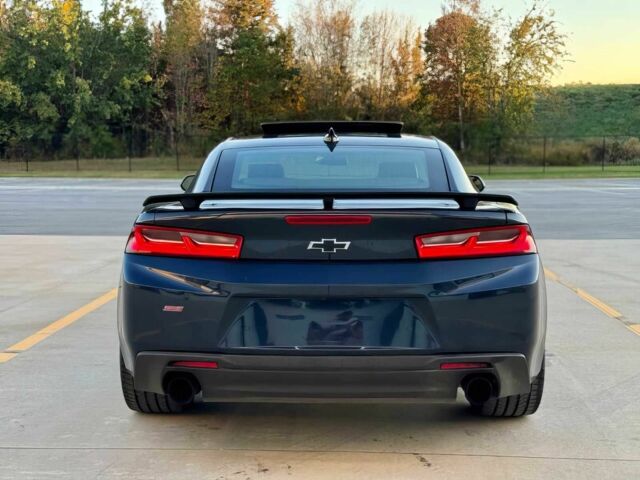 Синий Шевроле Камаро, объемом двигателя 6.2 л и пробегом 70 тыс. км за 18400 $, фото 5 на Automoto.ua