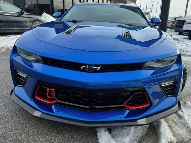 Синий Шевроле Камаро, объемом двигателя 6.2 л и пробегом 66 тыс. км за 5500 $, фото 1 на Automoto.ua