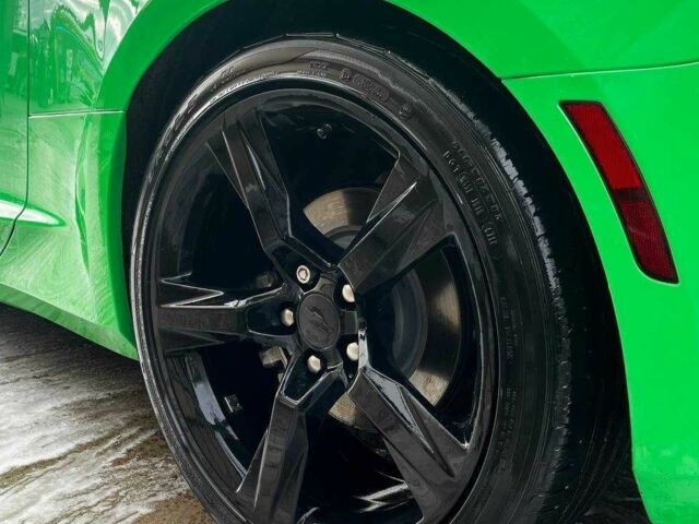 Зеленый Шевроле Камаро, объемом двигателя 2 л и пробегом 70 тыс. км за 20500 $, фото 8 на Automoto.ua