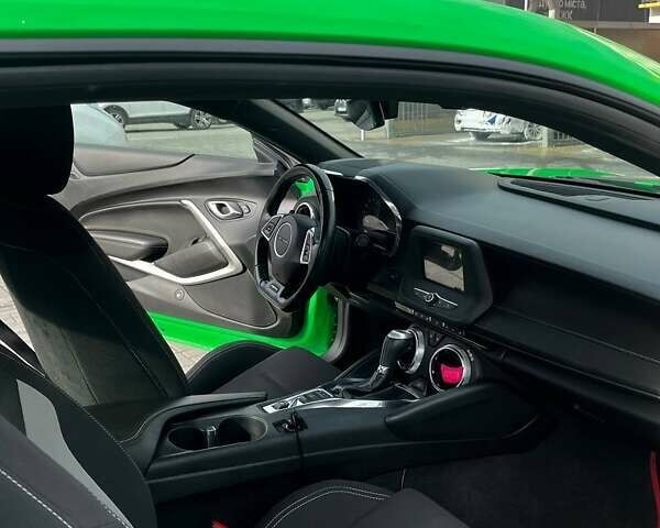 Зеленый Шевроле Камаро, объемом двигателя 2 л и пробегом 70 тыс. км за 20500 $, фото 15 на Automoto.ua