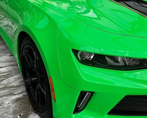 Зеленый Шевроле Камаро, объемом двигателя 2 л и пробегом 70 тыс. км за 20500 $, фото 4 на Automoto.ua