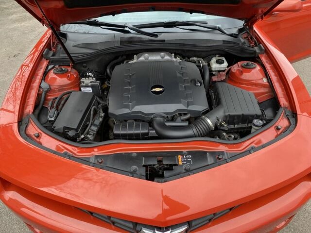 Оранжевый Шевроле Камаро, объемом двигателя 0.36 л и пробегом 94 тыс. км за 17500 $, фото 5 на Automoto.ua