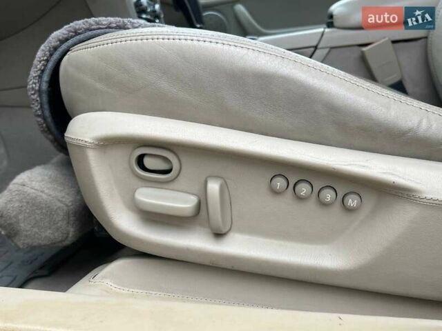 Чорний Шевроле Каприз, об'ємом двигуна 6 л та пробігом 334 тис. км за 8390 $, фото 24 на Automoto.ua