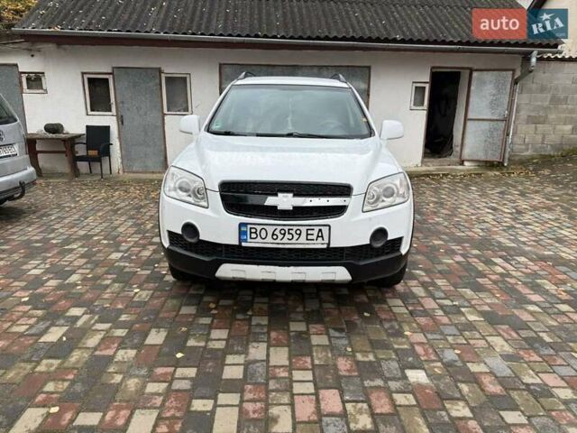 Белый Шевроле Каптива, объемом двигателя 2.4 л и пробегом 150 тыс. км за 6200 $, фото 6 на Automoto.ua