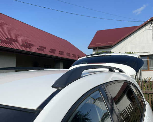 Белый Шевроле Каптива, объемом двигателя 1.99 л и пробегом 254 тыс. км за 9800 $, фото 25 на Automoto.ua