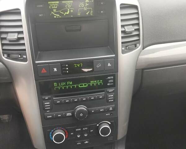 Белый Шевроле Каптива, объемом двигателя 2 л и пробегом 304 тыс. км за 9450 $, фото 14 на Automoto.ua
