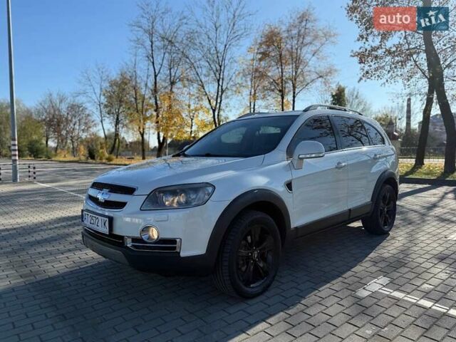 Білий Шевроле Каптіва, об'ємом двигуна 2 л та пробігом 245 тис. км за 9300 $, фото 11 на Automoto.ua