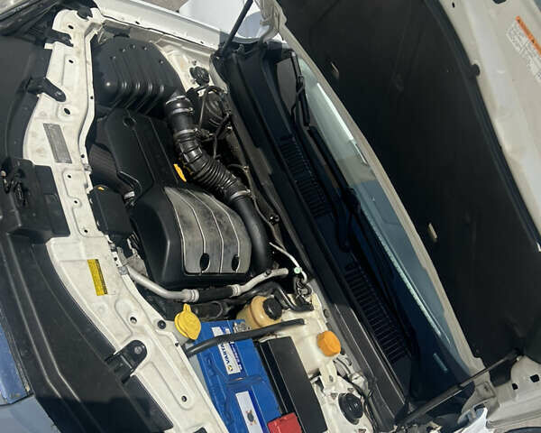 Білий Шевроле Каптіва, об'ємом двигуна 1.99 л та пробігом 258 тис. км за 11000 $, фото 24 на Automoto.ua