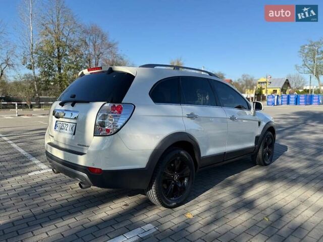 Білий Шевроле Каптіва, об'ємом двигуна 2 л та пробігом 245 тис. км за 9300 $, фото 9 на Automoto.ua