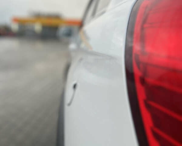 Шевроле Каптива 2010 в Луцке на Automoto.ua Белый Шевроле Каптива, объемом двигателя 2.41 л и пробегом 187 тыс. км за 7600 $, фото 11 на Automoto.ua