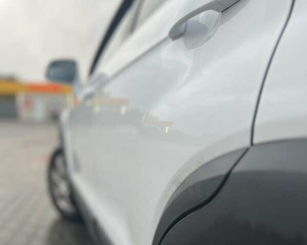 Шевроле Каптива 2010 в Луцке на Automoto.ua Белый Шевроле Каптива, объемом двигателя 2.41 л и пробегом 187 тыс. км за 7600 $, фото 12 на Automoto.ua