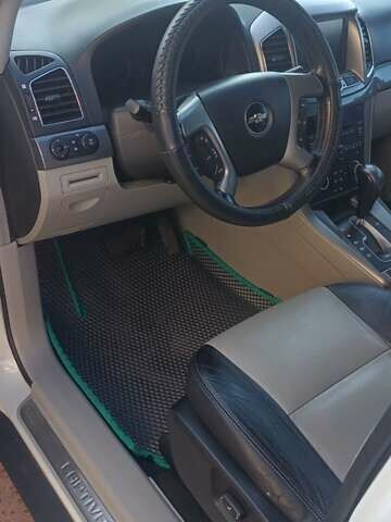 Белый Шевроле Каптива, объемом двигателя 2.23 л и пробегом 205 тыс. км за 11900 $, фото 16 на Automoto.ua