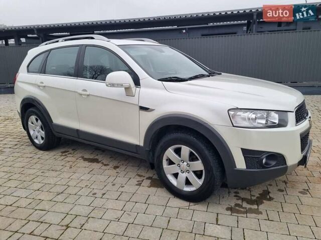 Белый Шевроле Каптива, объемом двигателя 2.38 л и пробегом 230 тыс. км за 9400 $, фото 22 на Automoto.ua