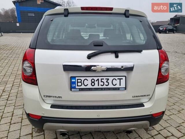 Белый Шевроле Каптива, объемом двигателя 2.38 л и пробегом 230 тыс. км за 9800 $, фото 14 на Automoto.ua