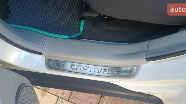 Белый Шевроле Каптива, объемом двигателя 2.23 л и пробегом 205 тыс. км за 11900 $, фото 21 на Automoto.ua
