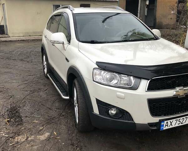 Белый Шевроле Каптива, объемом двигателя 3 л и пробегом 188 тыс. км за 12000 $, фото 19 на Automoto.ua