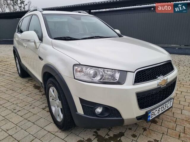 Белый Шевроле Каптива, объемом двигателя 2.38 л и пробегом 230 тыс. км за 9800 $, фото 23 на Automoto.ua