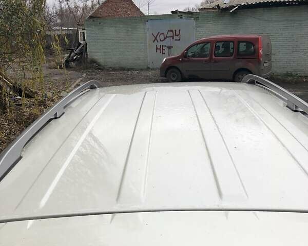 Белый Шевроле Каптива, объемом двигателя 3 л и пробегом 188 тыс. км за 12000 $, фото 9 на Automoto.ua