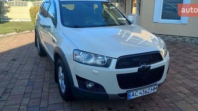 Белый Шевроле Каптива, объемом двигателя 2.23 л и пробегом 205 тыс. км за 11900 $, фото 9 на Automoto.ua