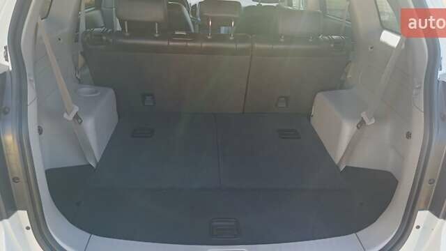 Белый Шевроле Каптива, объемом двигателя 2.23 л и пробегом 205 тыс. км за 11900 $, фото 23 на Automoto.ua