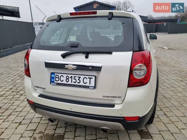 Белый Шевроле Каптива, объемом двигателя 2.38 л и пробегом 230 тыс. км за 9800 $, фото 15 на Automoto.ua
