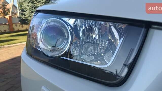 Белый Шевроле Каптива, объемом двигателя 2.23 л и пробегом 205 тыс. км за 11900 $, фото 11 на Automoto.ua