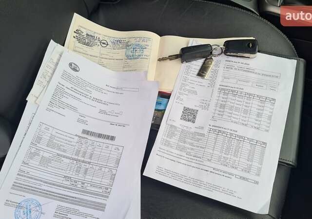 Белый Шевроле Каптива, объемом двигателя 2.2 л и пробегом 219 тыс. км за 9997 $, фото 10 на Automoto.ua