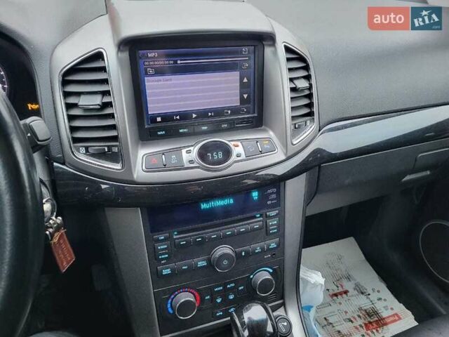 Білий Шевроле Каптіва, об'ємом двигуна 2.23 л та пробігом 208 тис. км за 10800 $, фото 14 на Automoto.ua