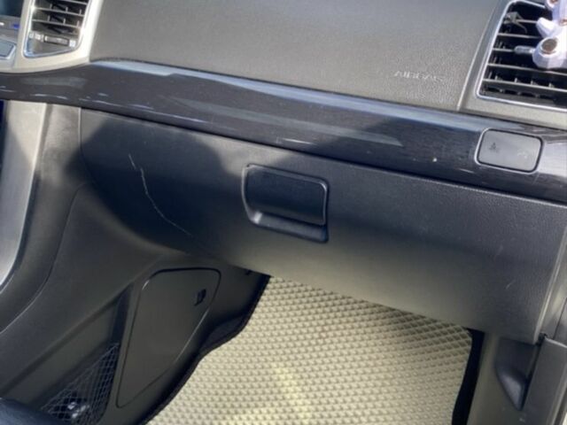 Белый Шевроле Каптива, объемом двигателя 2.2 л и пробегом 230 тыс. км за 10800 $, фото 10 на Automoto.ua