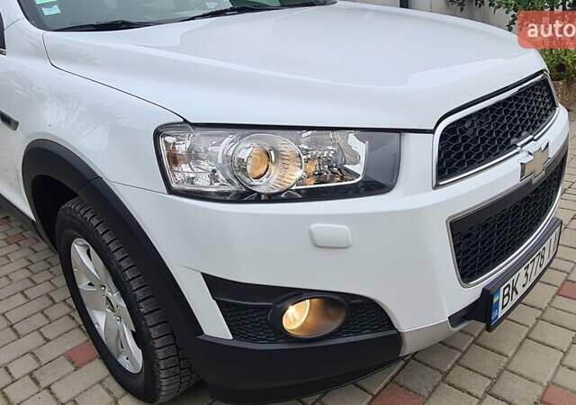 Белый Шевроле Каптива, объемом двигателя 2.2 л и пробегом 219 тыс. км за 9997 $, фото 18 на Automoto.ua