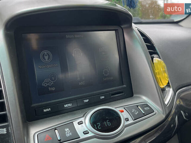 Белый Шевроле Каптива, объемом двигателя 2.23 л и пробегом 115 тыс. км за 9650 $, фото 16 на Automoto.ua