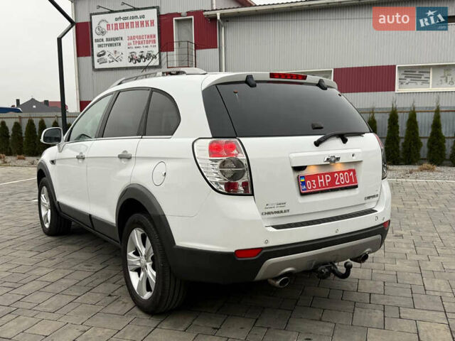 Белый Шевроле Каптива, объемом двигателя 2.2 л и пробегом 200 тыс. км за 11999 $, фото 9 на Automoto.ua