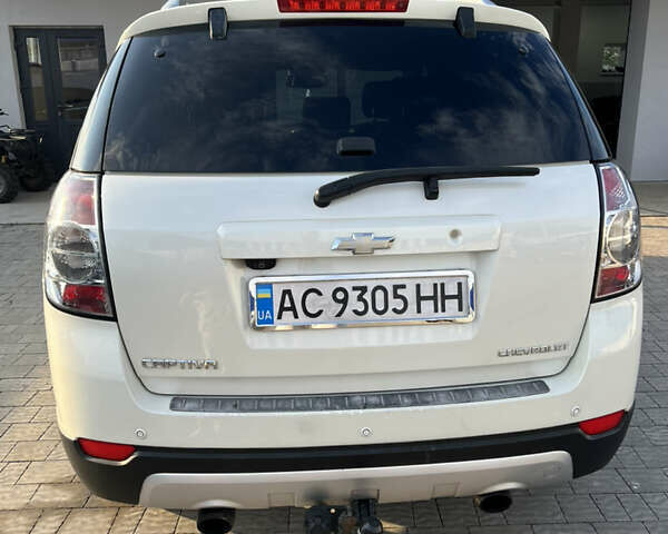 Білий Шевроле Каптіва, об'ємом двигуна 2.23 л та пробігом 241 тис. км за 12300 $, фото 8 на Automoto.ua